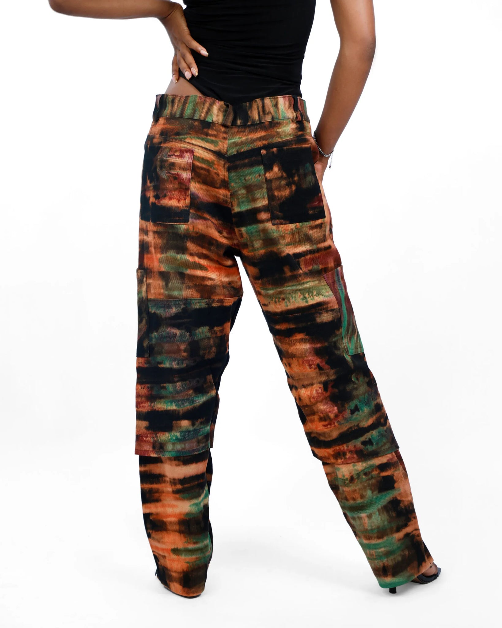 AYINKÉ BLOODY PANT