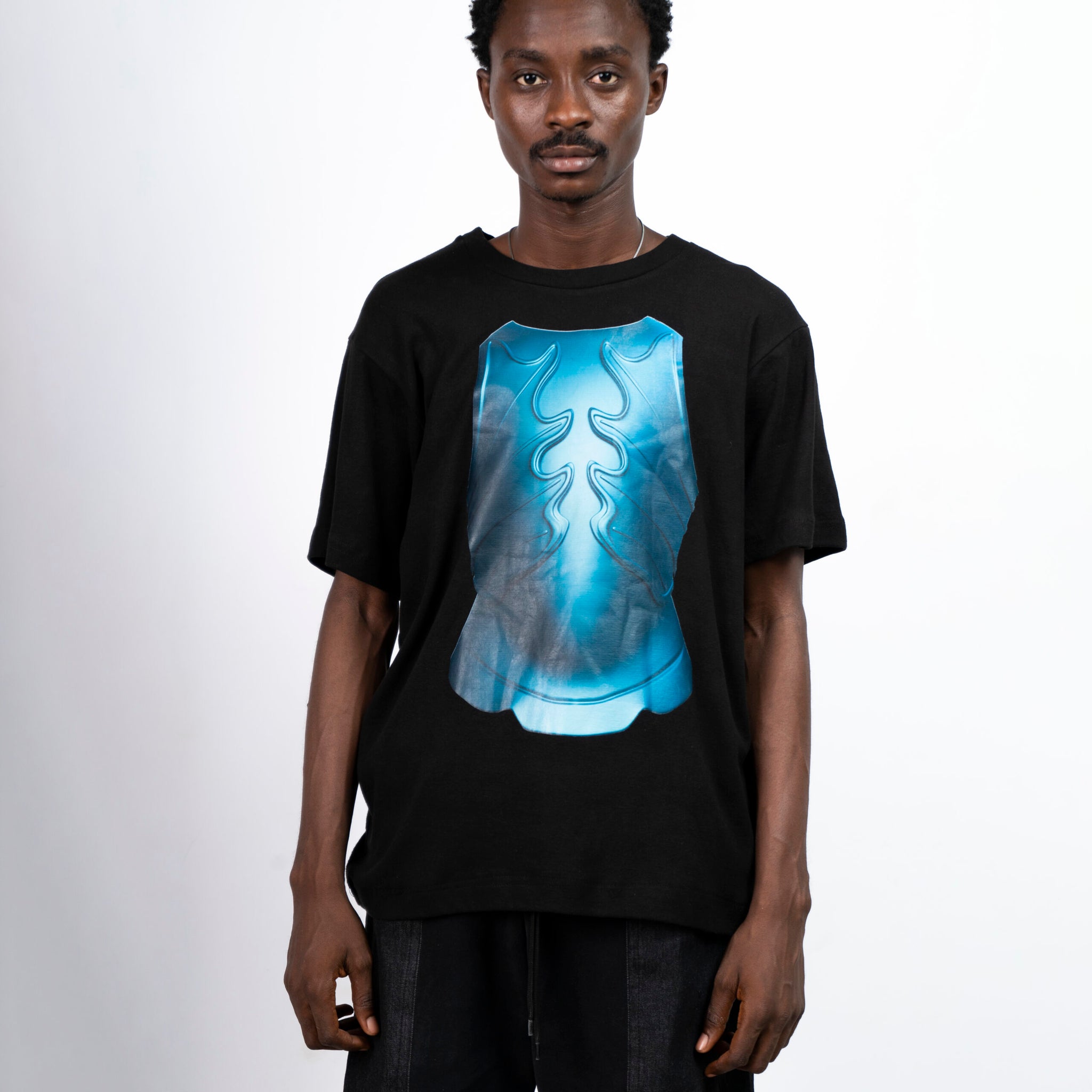 TRUST ARMOUR TEE