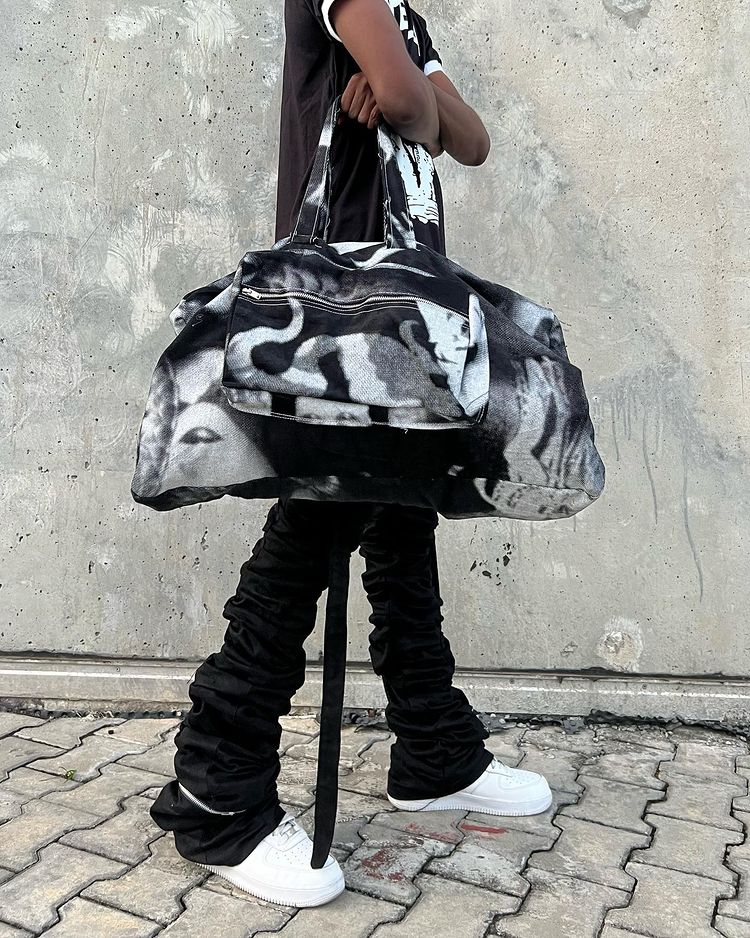 ILLUSION DUFFLEBAG SS22